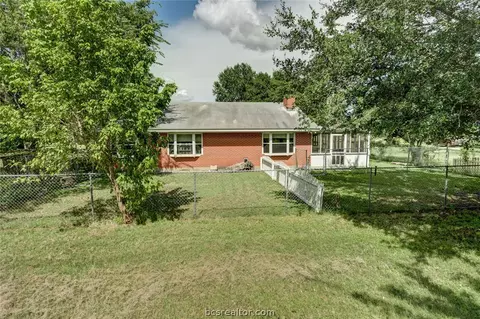6088 Hare Ln, Bryan, TX 77808 photo 5