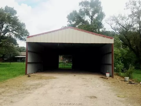 5880 Benchley Dr, Bryan, TX 77807 photo 3