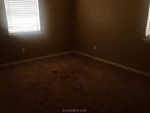 5880 Benchley Dr, Bryan, TX 77807 photo 17