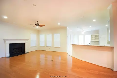 5002 Fairfield Ct, Bryan, TX 77802 photo 6