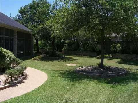 5002 Fairfield Ct, Bryan, TX 77802 photo 22