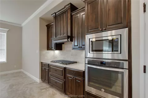 3528 Foxcroft Path, Bryan, TX 77808 photo 12