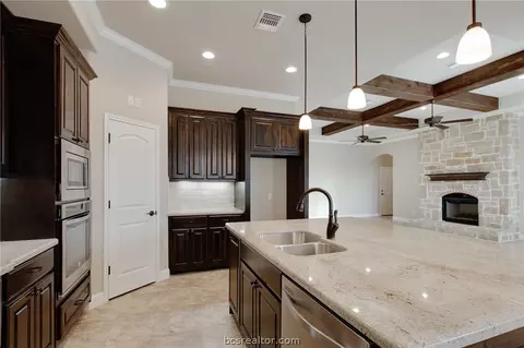 3528 Foxcroft Path, Bryan, TX 77808 photo 11