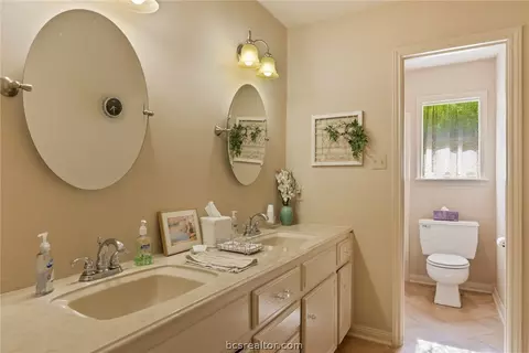 3614 Windridge Dr, Bryan, TX 77802 photo 8