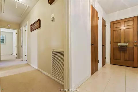 3614 Windridge Dr, Bryan, TX 77802 photo 3