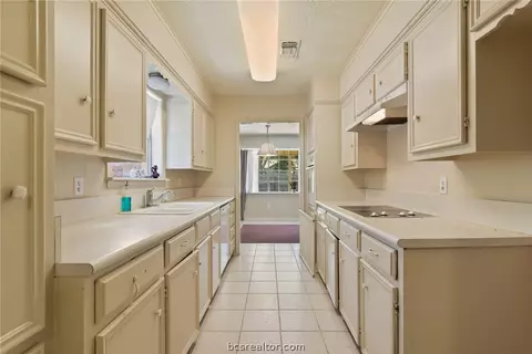3614 Windridge Dr, Bryan, TX 77802 photo 7