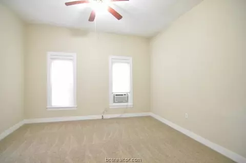905 E 23rd St, Bryan, TX 77803 photo 28