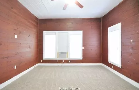 905 E 23rd St, Bryan, TX 77803 photo 7