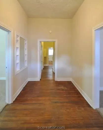 905 E 23rd St, Bryan, TX 77803 photo 2
