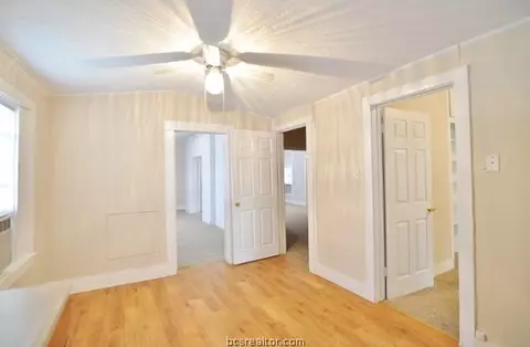 905 E 23rd St, Bryan, TX 77803 photo 21