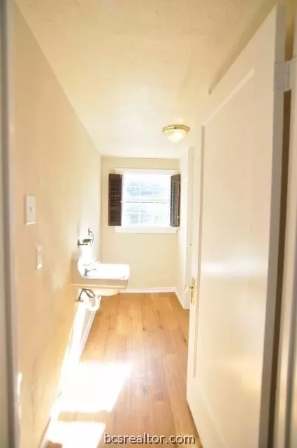 905 E 23rd St, Bryan, TX 77803 photo 26