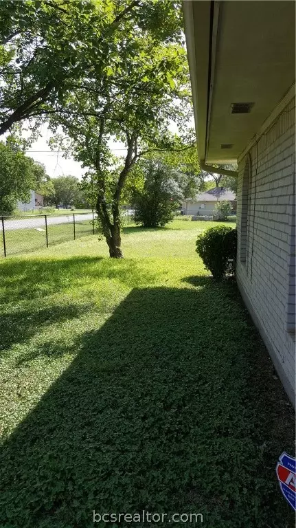 2902 Willhelm Dr, Bryan, TX 77803 photo 5