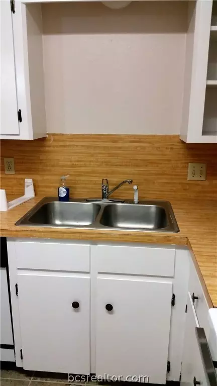 3900 Olive St, Bryan, TX 77801 photo 7
