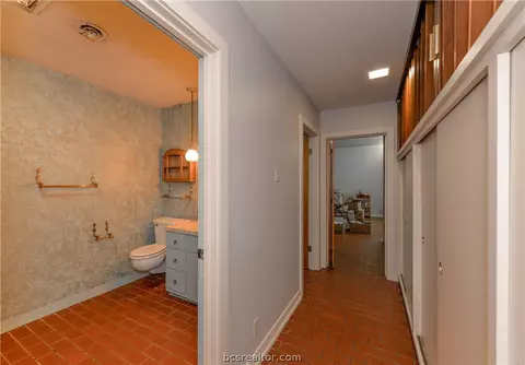 2203 Sharon Dr, Bryan, TX 77802 photo 18