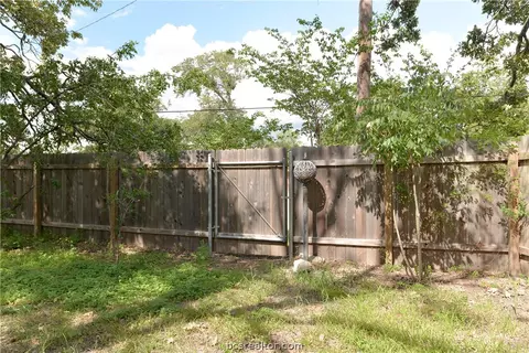 2203 Sharon Dr, Bryan, TX 77802 photo 45