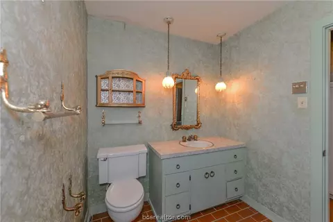 2203 Sharon Dr, Bryan, TX 77802 photo 17