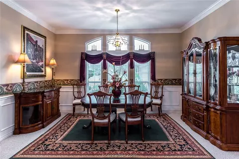 2308 Bastrop Cir, Bryan, TX 77808 photo 6
