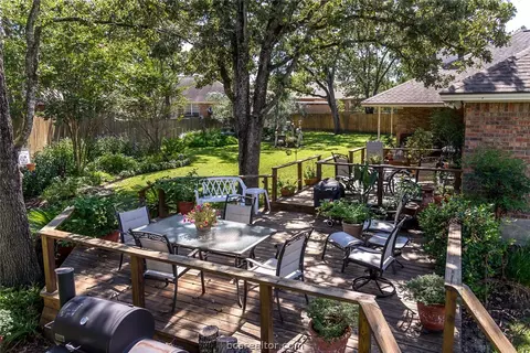 2308 Bastrop Cir, Bryan, TX 77808 photo 17