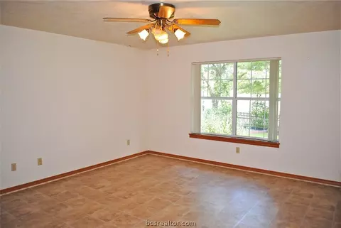 3010 Broadmoor Dr, Bryan, TX 77802 photo 21