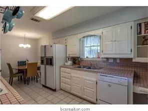 3201 Wilderness Rd, Bryan, TX 77807 photo 9