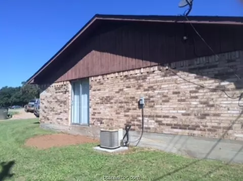 2201 Young Pl, Bryan, TX 77807 photo 9