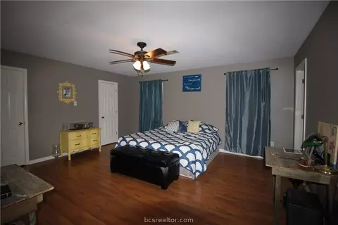 3771 N Traditions Dr, Bryan, TX 77807 photo 9