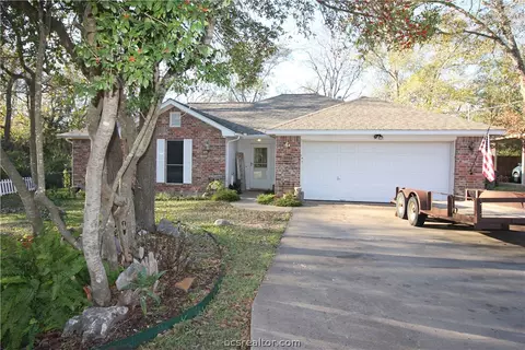 3771 N Traditions Dr, Bryan, TX 77807 photo 2