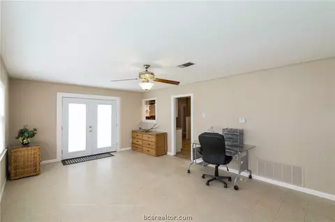 115 Pleasant St, Bryan, TX 77801 photo 23