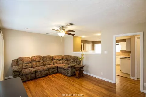 115 Pleasant St, Bryan, TX 77801 photo 6