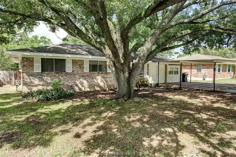 404 May St, Bryan, TX 77802 photo 2