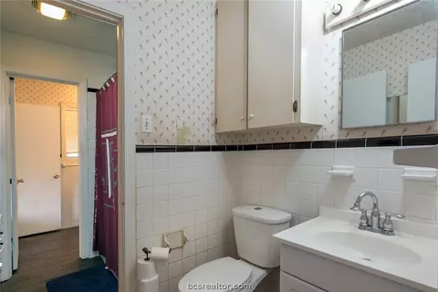 404 May St, Bryan, TX 77802 photo 14
