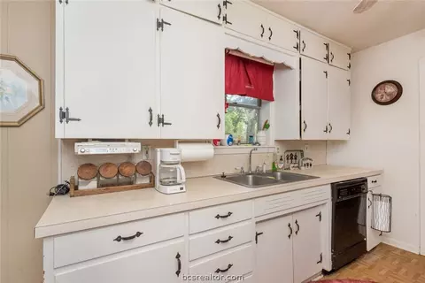 404 May St, Bryan, TX 77802 photo 9