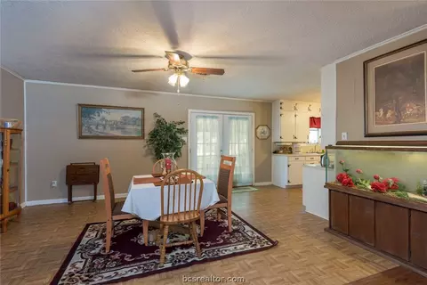 404 May St, Bryan, TX 77802 photo 6