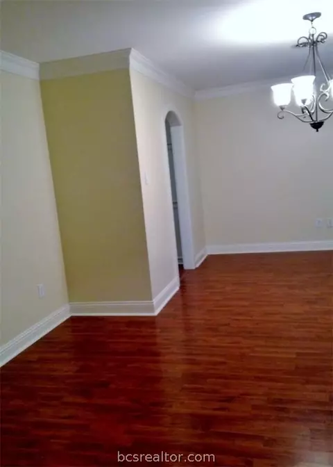 3503 Midwest Dr, Bryan, TX 77802 photo 4