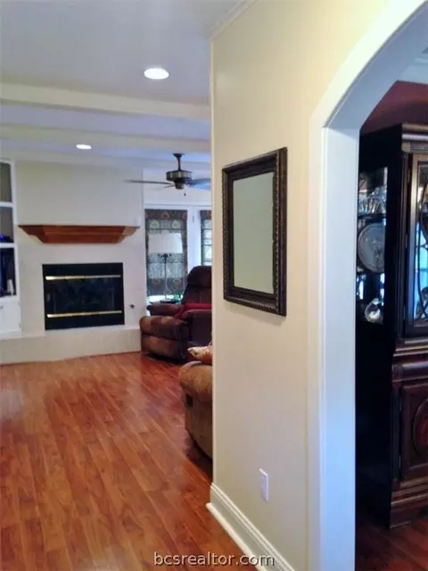 3503 Midwest Dr, Bryan, TX 77802 photo 3
