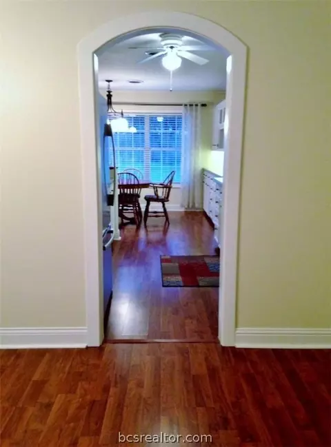 3503 Midwest Dr, Bryan, TX 77802 photo 6