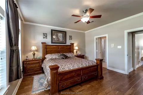4601 Locksford, Bryan, TX 77802 photo 7