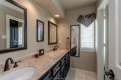 4601 Locksford, Bryan, TX 77802 photo 10