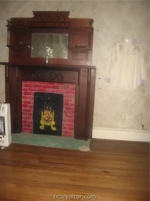 700 E 30th St, Bryan, TX 77803 photo 8