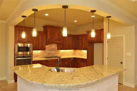 3544 Foxcroft Path, Bryan, TX 77808 photo 8