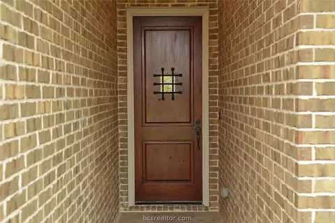 3544 Foxcroft Path, Bryan, TX 77808 photo 2