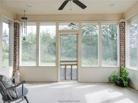 1910 Debbie Dr, Bryan, TX 77802 photo 20