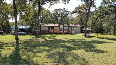 9597 Talon Cr, Bryan, TX 77808 photo 3