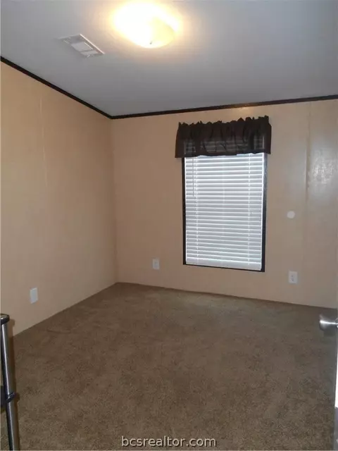 2122 Stone Mdw, Bryan, TX 77803 photo 17