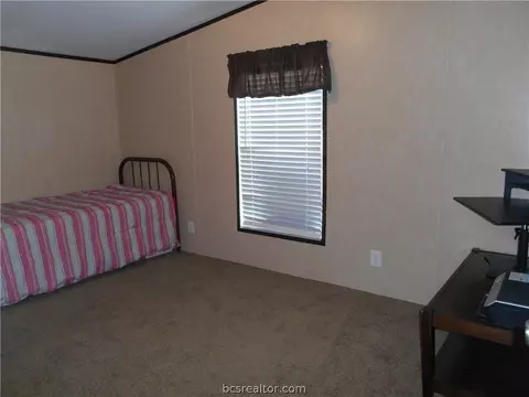 2122 Stone Mdw, Bryan, TX 77803 photo 18