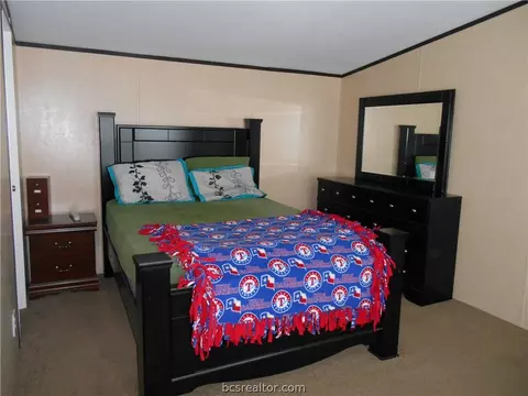 2122 Stone Mdw, Bryan, TX 77803 photo 13
