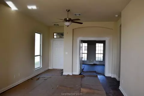 2123 Dumfries Dr, Bryan, TX 77807 photo 6