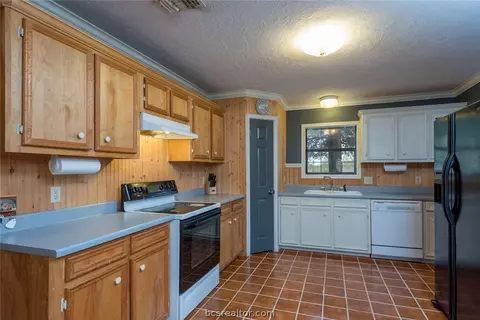6051 Rye Loop, Bryan, TX 77807 photo 6