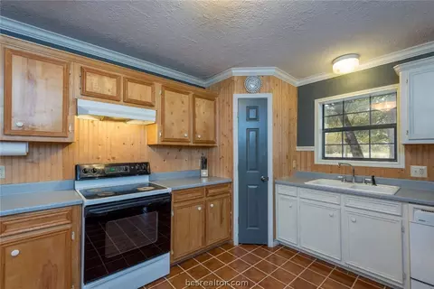 6051 Rye Loop, Bryan, TX 77807 photo 7