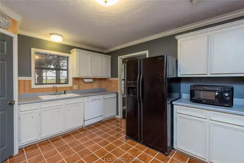 6051 Rye Loop, Bryan, TX 77807 photo 8